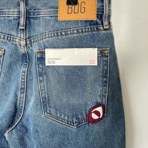 NWT Urban Outfitters BDG Dad Slim Tapered Fit Patched sz. 29/30 - Picture 8 of 13